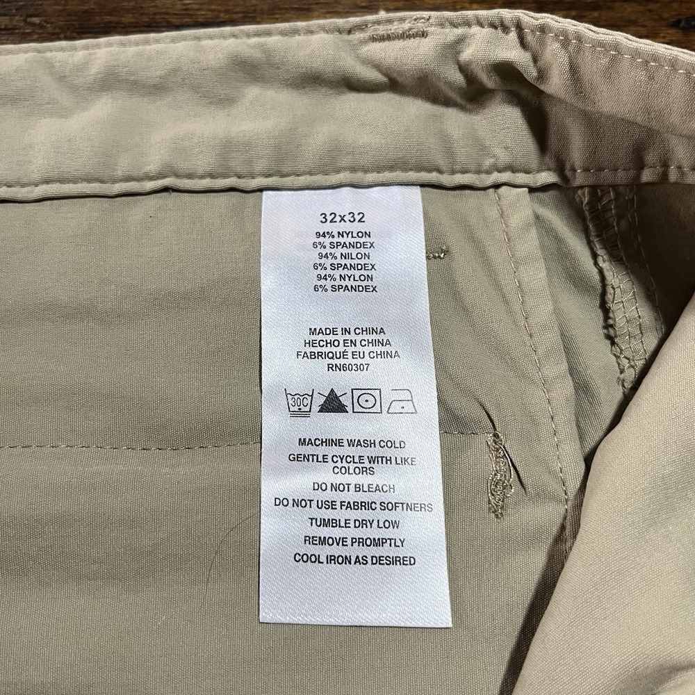Unionbay UB Tech Pants Mens 32x32 Khaki Classic Chino Cargo Utility Outdors - Picture 10 of 12
